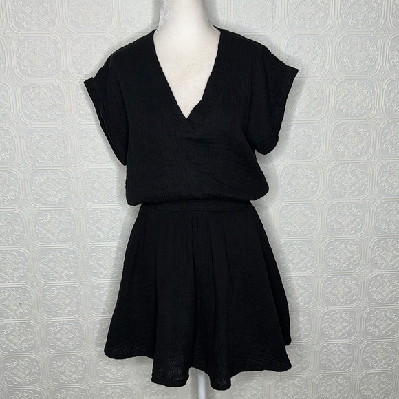 Lou & Grey | Triple Cloth V-Neck Pocket Black Dress, NWT - Picture 2 of 15